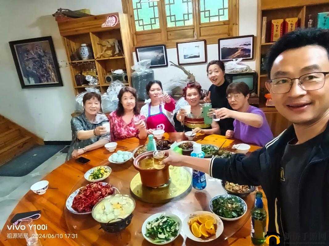 老公的叔叔天天在我家吃饭：正常吗？