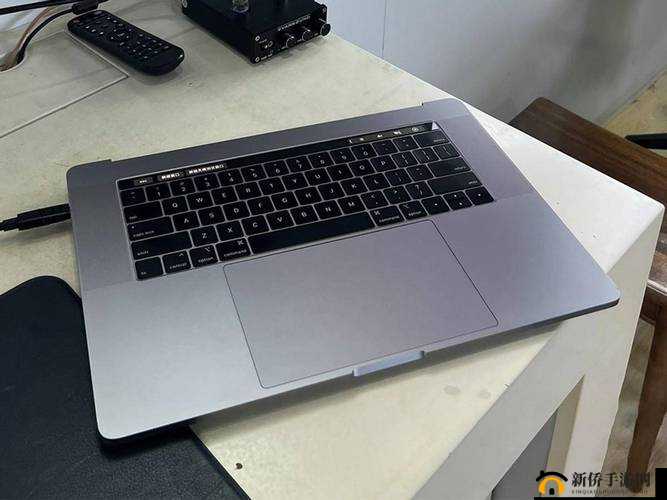 18 岁 macbookpro 免费：梦想成真的惊喜时刻