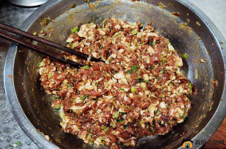 课后辅导PO肉馅小水饺的教学方法：详细步骤与技巧