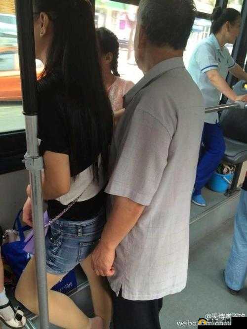 被公交车蹭了，自己走了，后果严重吗？