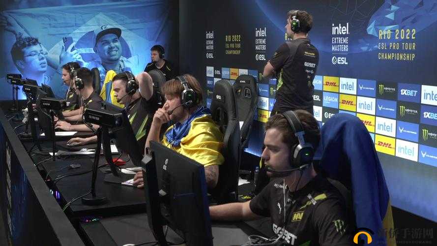 国外真人 CSGO 视频：精彩对决瞬间