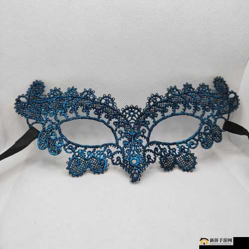 参加面具舞会遇老妈：别样感动瞬间