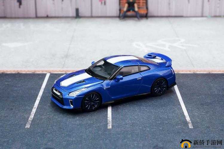 蓝色宝石尼桑 GTR：全民漂移飞驰赛场的卓越属性全析