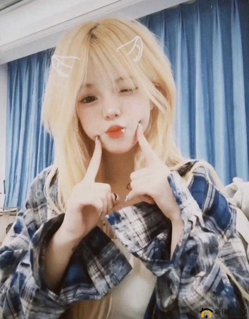 铜锵锵钶钶钶钶钶好多水：独特的组合表达