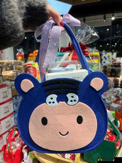 一层一层剥开我的衣服，探索神秘之旅