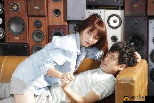 男生和女生在一起嗟嗟电视剧：青春恋曲