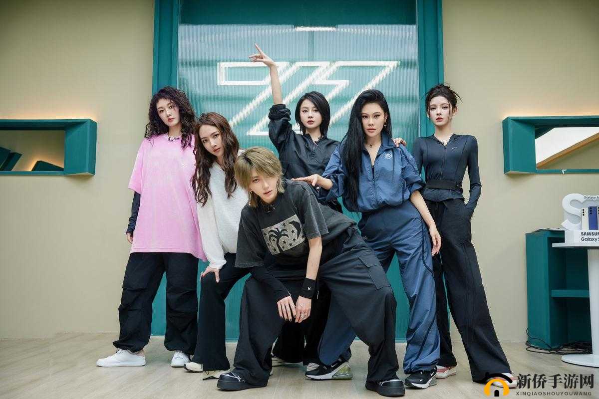 乘风破浪的姐姐第季：揭秘路透照片，感受炙热舞台氛围的绝美瞬间