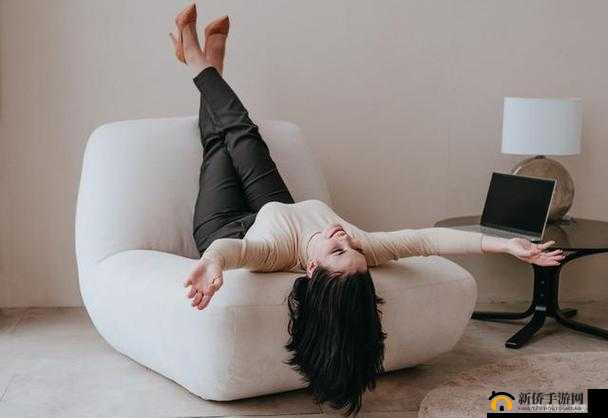 娇妻的隐秘日常：探寻真相背后的生活轨迹