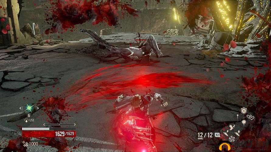 《噬血代码爆发：血腥狂潮，力量与速度的完美结合》