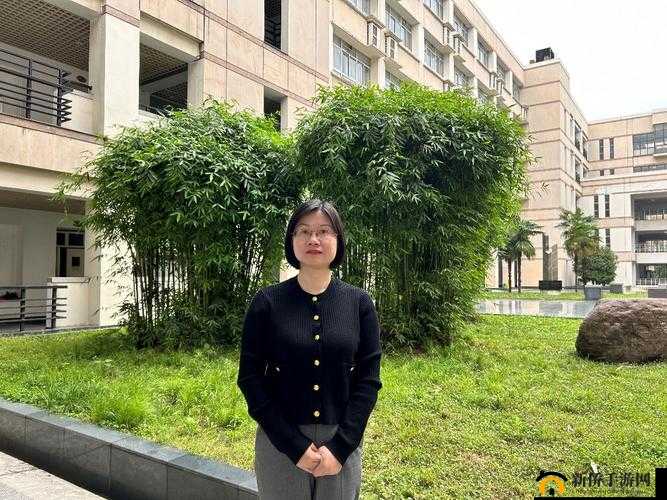 FREEZEFRANE 丰满老师：课堂风采