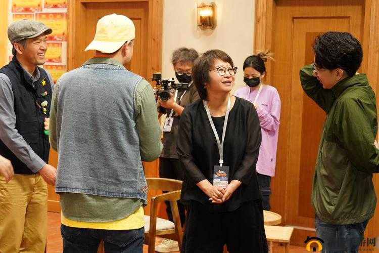 七里香社区在线看提供各类节目：精彩不停