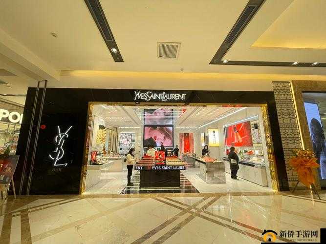 YSL 香港官网：时尚潮流汇聚地