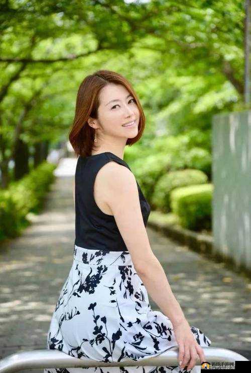 北条麻妃在线观看：日本知名女演员的精彩表演