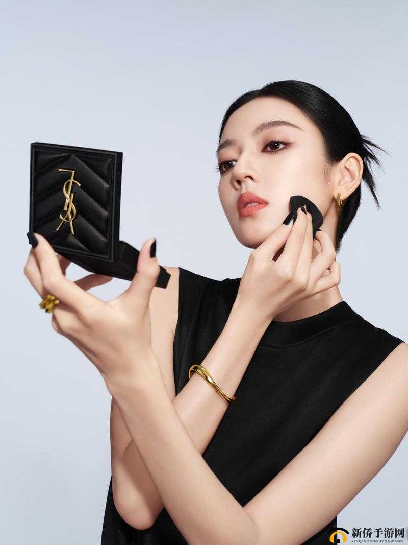 YSL 千人千色 SEESHEER 独特魅力尽显