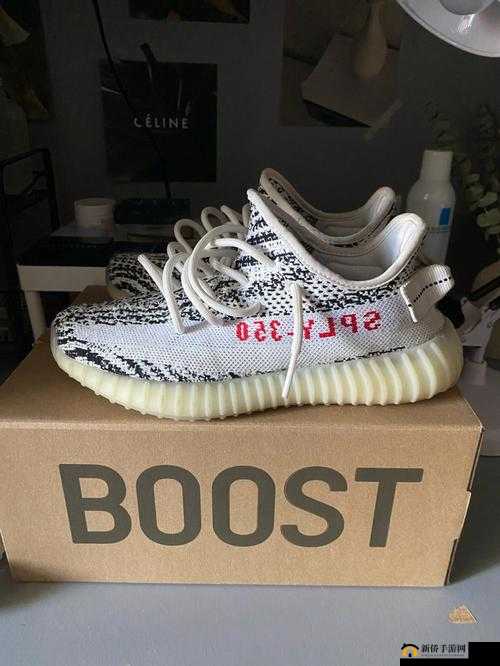 YEEZY380 蜜桃粉和白色 5 时尚鞋款的独特魅力与风格展现