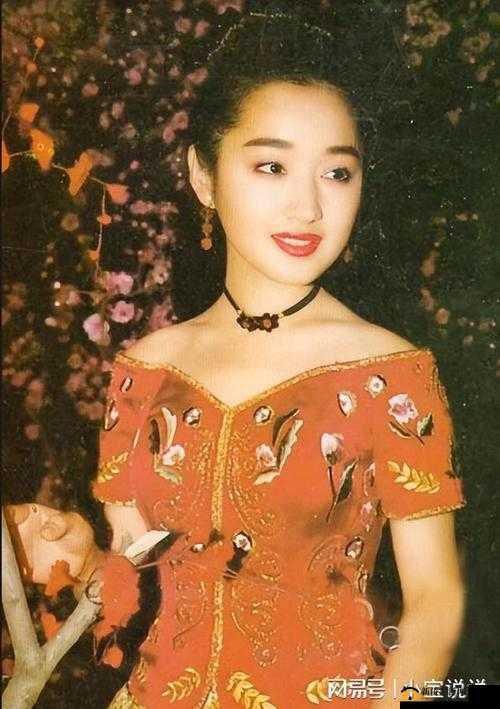 杨钰莹大战三个黑人：震惊娱乐圈的私密往事