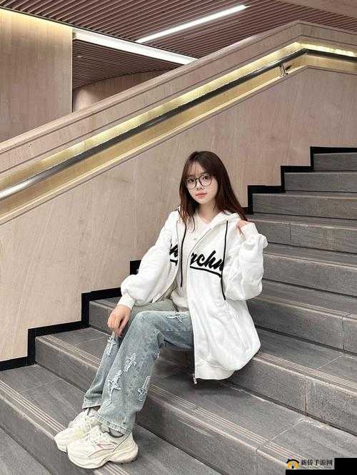 乖 好舒服 把腿张开徐启聪：一场引人入胜的私密互动