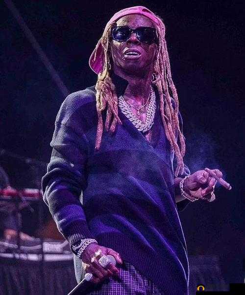 巨大黑人 rapper ：用音乐震撼世界的嘻哈巨擘