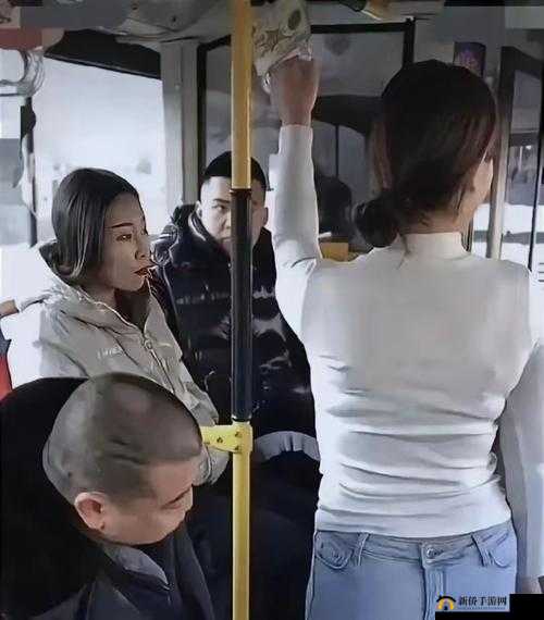 网络热梗：大腿中间一张嘴，内涵爆笑等你来