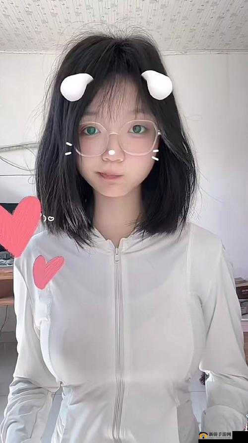 末发育娇小性色 XXXⅩ 的独特魅力与探索