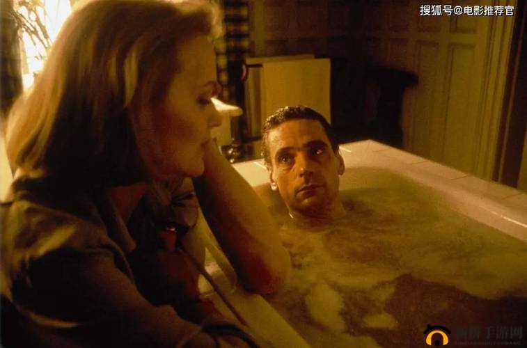 欧美近亲偷子乱伦 XX：禁忌之爱引发的家庭伦理悲剧