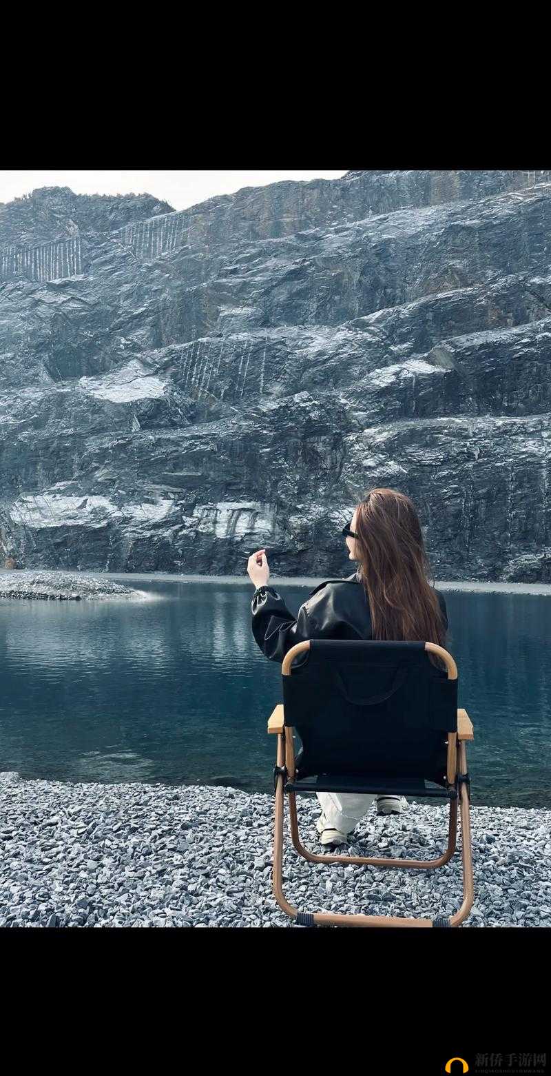 KPL解说楠楠晒冰川旅行照，绝美风景引发粉丝热议与关注