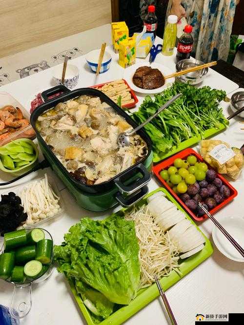 沈娜娜团圆节火锅在线视频：家庭团聚的温馨时刻