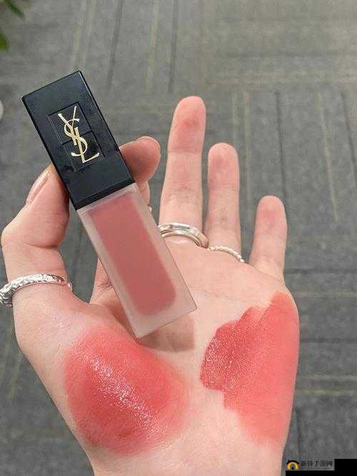 YSL 蜜桃色 4775 绝美唇色魅力无限